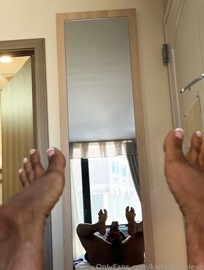 Kiersten Cole Onlyfans pictures